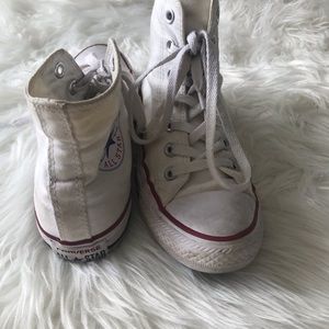 Converse Chuck Taylor size 6.5 Woman’s
